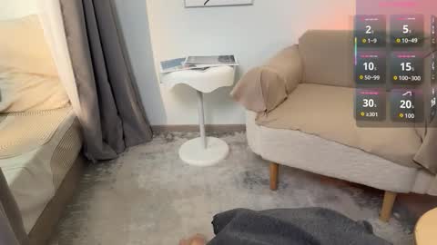 Lela online show from September 24, 1:43 pm