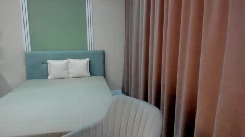 Lissa online show from March 25, 2:53 pm