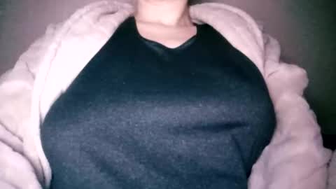 lenagolden online show from February 24, 2:59 pm