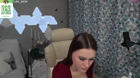 LeslieKorfs online show from February 28, 10:39 pm