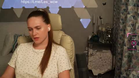 LeslieKorfs online show from November 3, 10:47 pm