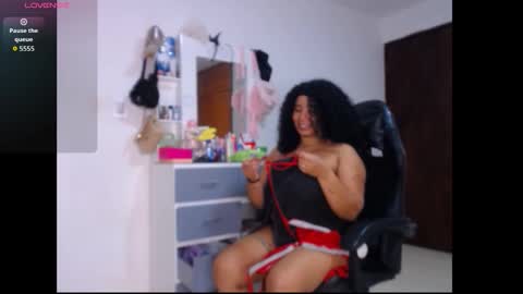 lesly online show from September 28, 2:18 am