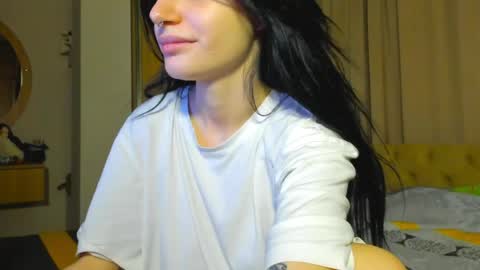 lesyaliss online show from May 16, 12:13 am