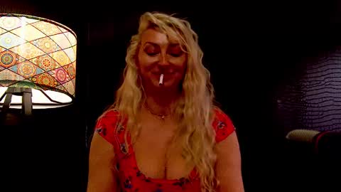 leticiareys online show from February 23, 11:31 am