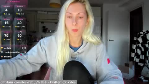 LeaVixx online show from March 2, 5:41 pm