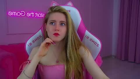 Lexi online show from March 17, 6:28 am