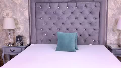 Lexi Riley online show from February 12, 7:10 am