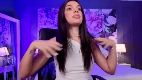 Lexi online show from June 23, 4:32 am