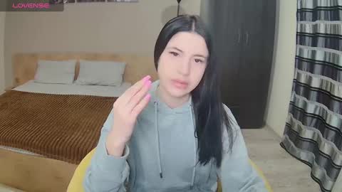 lexyswett online show from February 25, 7:27 pm