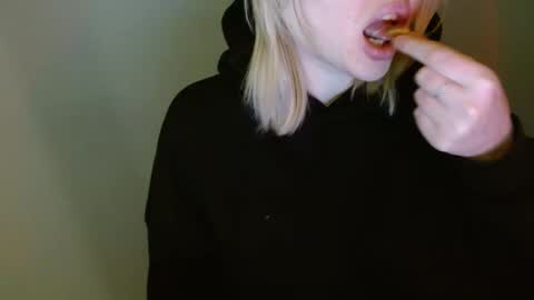 Leyla online show from February 10, 7:00 am