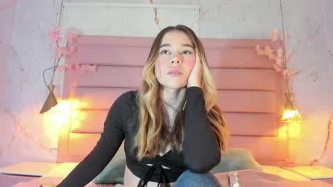 LEZY online show from October 16, 7:38 pm