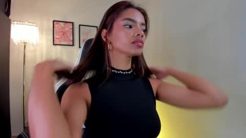 Lia online show from October 3, 3:33 am