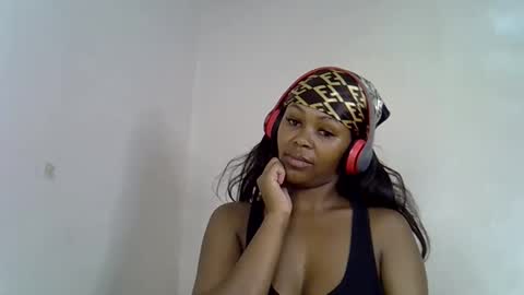 lia online show from November 1, 4:38 am