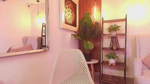 LIA online show from September 30, 2:01 pm