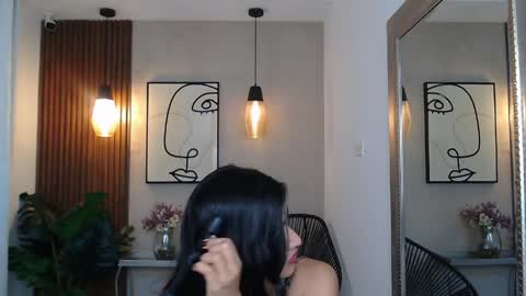 LIA online show from April 10, 6:25 pm