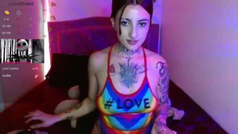 lia spicy   ig online show from October 16, 3:47 pm