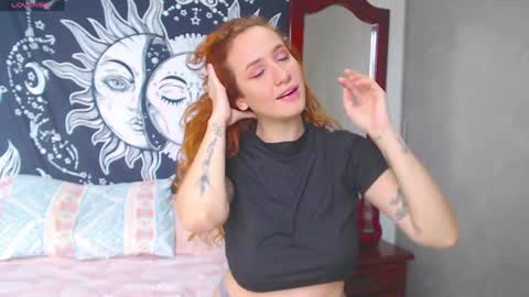 Lia Monroe online show from December 11, 3:37 pm