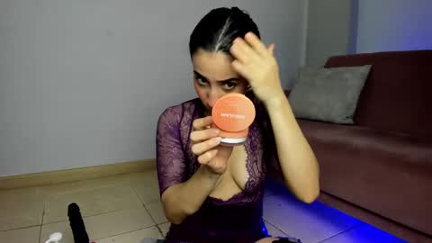 Lia online show from April 5, 9:25 pm