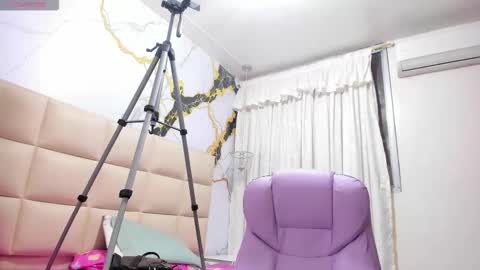 Lia online show from February 20, 12:18 pm