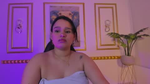 Lia  online show from April 7, 2:13 am