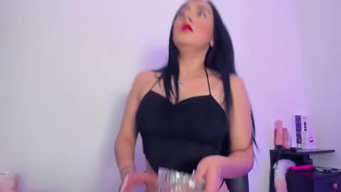 Sharlote online show from March 3, 6:31 am