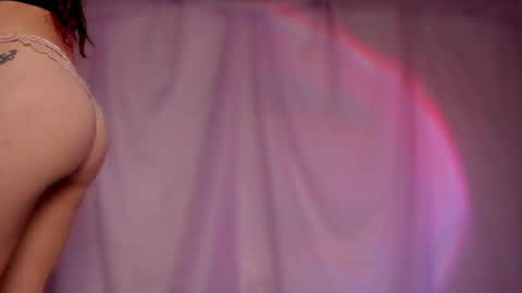 lh6 9c online show from April 11, 2:21 pm