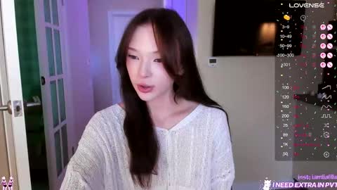 lialilia online show from November 5, 11:48 am