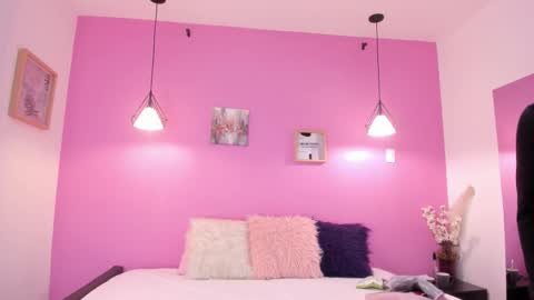 liapinket online show from March 27, 12:06 pm