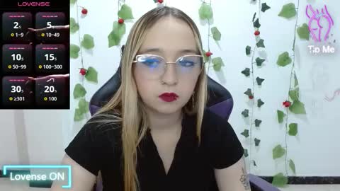 Lia Roberts online show from February 14, 2:57 am