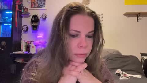 Libby Deetz online show from January 3, 5:50 am