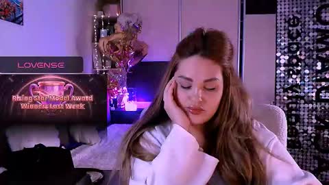 libra_mia online show from November 26, 6:42 pm