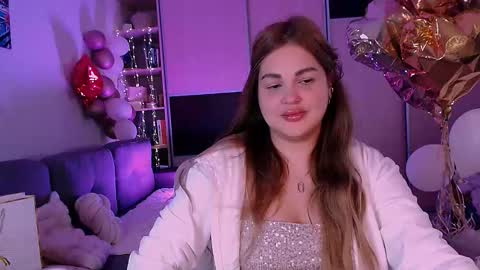 libra_mia online show from November 4, 3:00 am