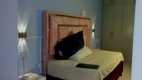 licky_lov online show from October 11, 3:55 am