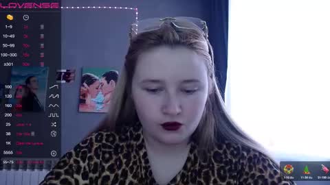 light_lunaa online show from November 21, 8:38 am