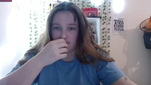 light_lunaa online show from January 27, 11:00 am