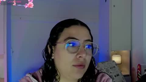         online show from March 6, 11:36 am