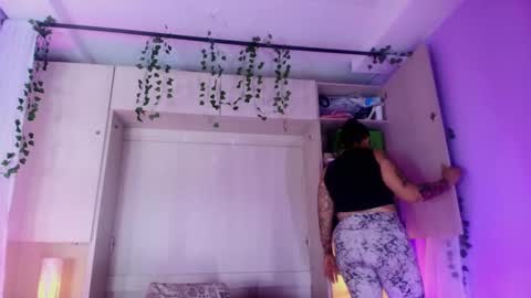         online show from September 16, 11:40 am