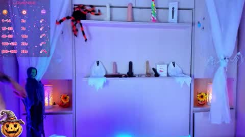         online show from October 17, 12:08 pm