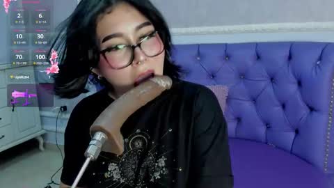 LIILY online show from March 25, 7:11 am