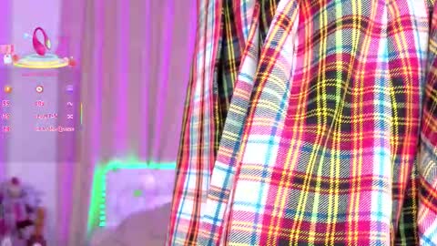 Lil Bella G online show from October 18, 8:17 am