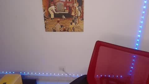 Lisaa online show from December 19, 2:34 am