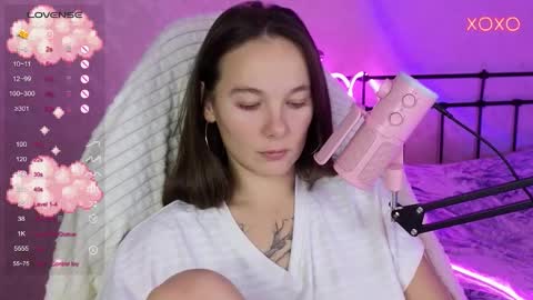 little moon online show from October 11, 7:05 pm