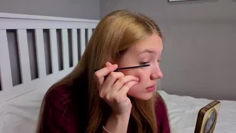 Emma online show from March 14, 3:18 am