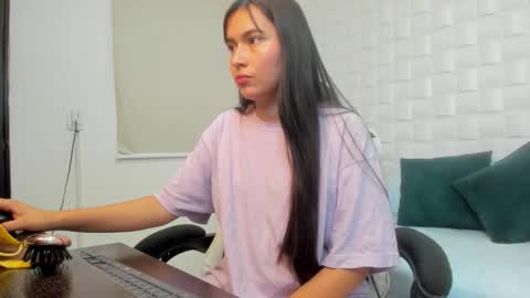 L I L A online show from January 7, 2:48 am