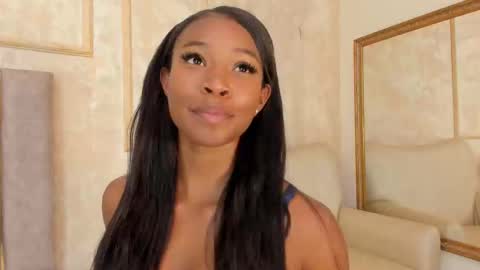 lila bailey  online show from February 17, 7:55 pm