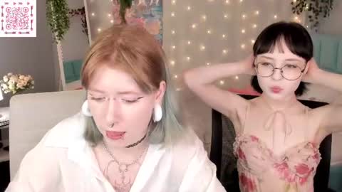 Lili online show from June 14, 10:48 am