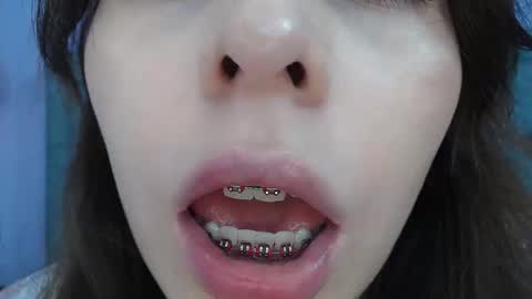 Lilasuni online show from December 21, 3:20 pm