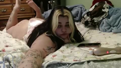 candy online show from January 29, 1:27 am