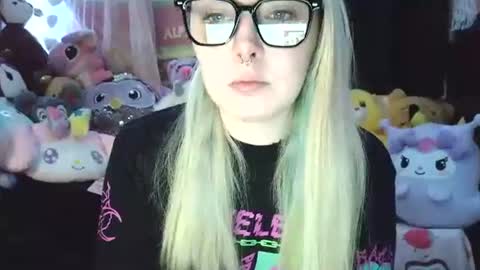 emily ryanson online show from February 3, 8:13 pm