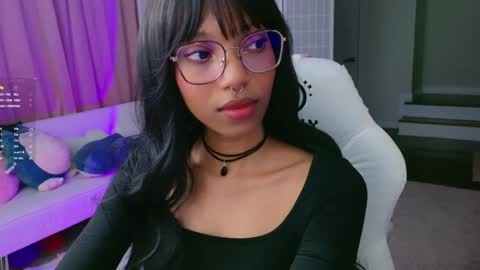 evie online show from February 13, 2:23 am